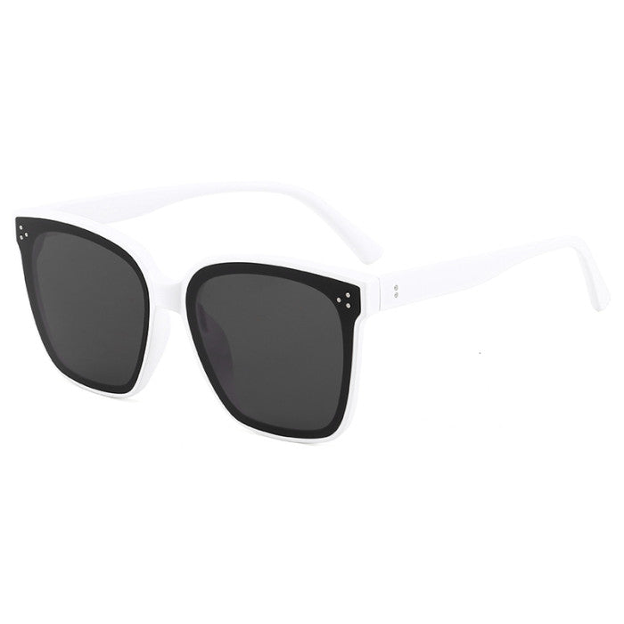 Chanel. Vibes Sunglasses-white/black